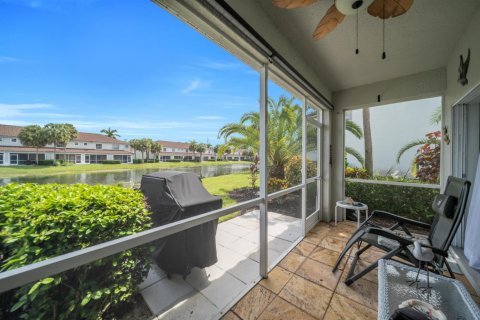 Touwnhouse à louer à Lehigh Acres, Floride: 2 chambres, 111.95 m2 № 2390118 - photo 13