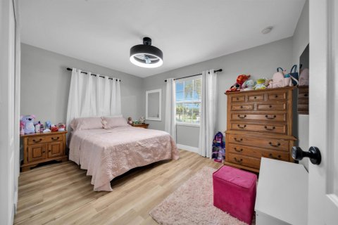 Touwnhouse à louer à Lehigh Acres, Floride: 2 chambres, 111.95 m2 № 2390118 - photo 11
