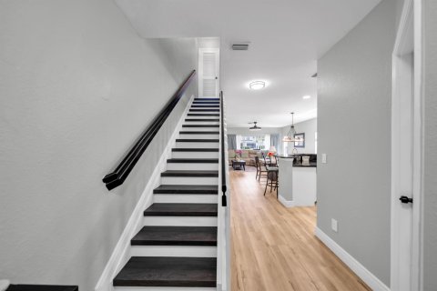 Touwnhouse à louer à Lehigh Acres, Floride: 2 chambres, 111.95 m2 № 2390118 - photo 8