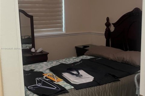 Villa ou maison à vendre à Homestead, Floride: 4 chambres, 145.3 m2 № 2000006 - photo 7