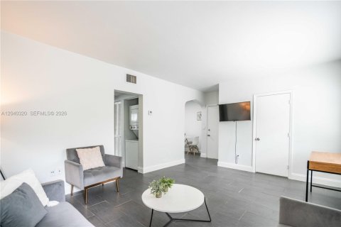 Apartment in Miami Beach, Florida 1 bedroom, 60.39 sq.m. № 2086348 - photo 5
