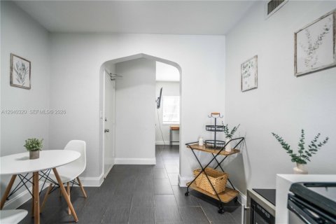 Apartment in Miami Beach, Florida 1 bedroom, 60.39 sq.m. № 2086348 - photo 8