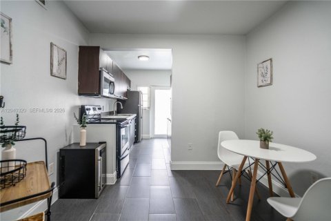 Apartment in Miami Beach, Florida 1 bedroom, 60.39 sq.m. № 2086348 - photo 7