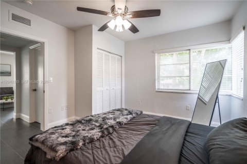Apartment in Miami Beach, Florida 1 bedroom, 60.39 sq.m. № 2086348 - photo 12