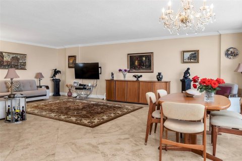 Condominio en venta en Fort Lauderdale, Florida, 1 dormitorio, 122.63 m2 № 2084490 - foto 5