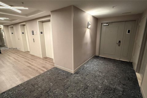 Condo in Sunny Isles Beach, Florida, 2 bedrooms № 2004510 - photo 2