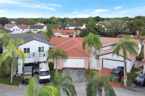 Купить виллу или дом в Майами, Флорида 3 спальни, 182.46м2, № 1947384 - фото 28