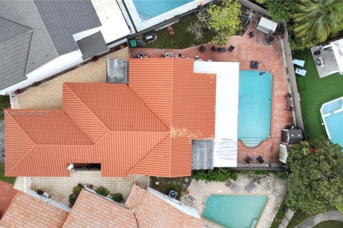 Купить виллу или дом в Майами, Флорида 3 спальни, 182.46м2, № 1947384 - фото 30