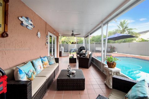 Купить виллу или дом в Майами, Флорида 3 спальни, 182.46м2, № 1947384 - фото 19