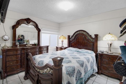 Купить виллу или дом в Майами, Флорида 3 спальни, 182.46м2, № 1947384 - фото 14