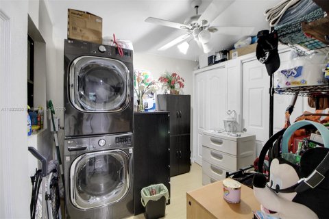 Купить виллу или дом в Майами, Флорида 3 спальни, 182.46м2, № 1947384 - фото 23