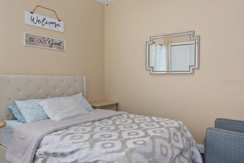Casa en venta en Spring Hill, Florida, 4 dormitorios, 299.98 m2 № 1808319 - foto 9