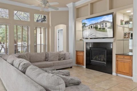 Casa en venta en Spring Hill, Florida, 4 dormitorios, 299.98 m2 № 1808319 - foto 7