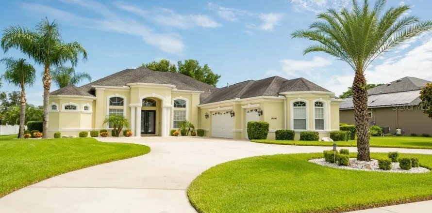 Casa en Spring Hill, Florida 4 dormitorios, 299.98 m2 № 1808319