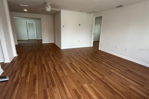 House in Venice, Florida 2 bedrooms, 161.84 sq.m. № 1820524 - photo 12