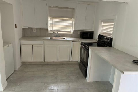 Casa en venta en Pomona Park, Florida, 2 dormitorios, 78.97 m2 № 1761108 - foto 3