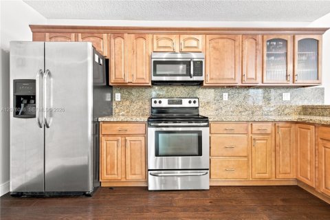 House in Cutler Bay, Florida 4 bedrooms, 195.75 sq.m. № 2320481 - photo 26