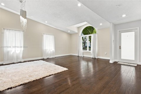 House in Cutler Bay, Florida 4 bedrooms, 195.75 sq.m. № 2320481 - photo 19