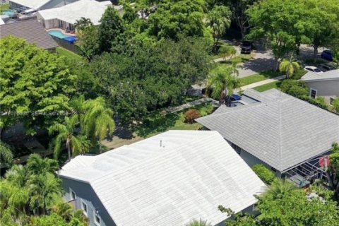 House in Cutler Bay, Florida 4 bedrooms, 195.75 sq.m. № 2320481 - photo 14