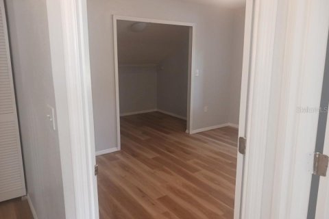 Casa en venta en Apopka, Florida, 5 dormitorios, 170.57 m2 № 1762236 - foto 22