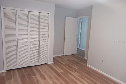 Casa en venta en Apopka, Florida, 5 dormitorios, 170.57 m2 № 1762236 - foto 23