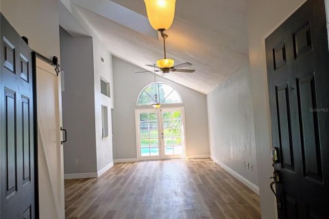Casa en venta en Apopka, Florida, 5 dormitorios, 170.57 m2 № 1762236 - foto 4