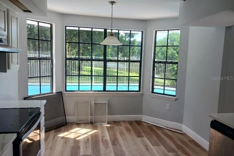 Casa en venta en Apopka, Florida, 5 dormitorios, 170.57 m2 № 1762236 - foto 10