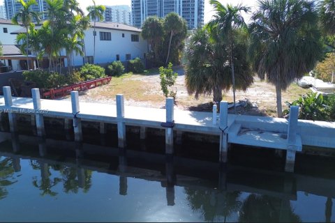 Terreno en venta en Hallandale Beach, Florida № 1692160 - foto 3