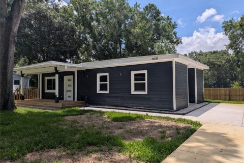 House in Odessa, Florida 2 bedrooms, 103.59 sq.m. № 2150616