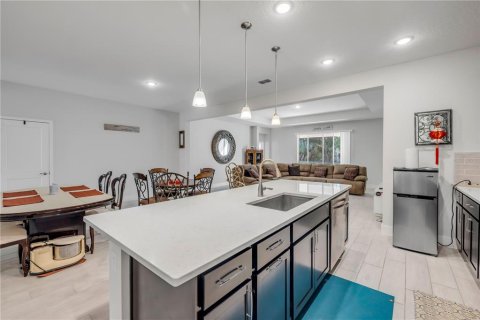 Villa ou maison à vendre à Ormond Beach, Floride: 4 chambres, 245.35 m2 № 2214327 - photo 12