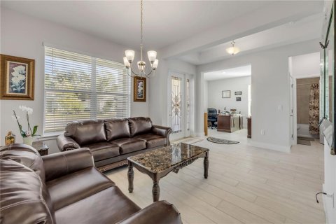 Villa ou maison à vendre à Ormond Beach, Floride: 4 chambres, 245.35 m2 № 2214327 - photo 6