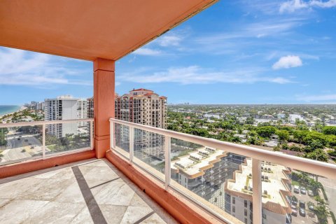 Condo in Fort Lauderdale, Florida, 4 bedrooms  № 2146855 - photo 21
