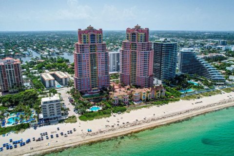 Condo in Fort Lauderdale, Florida, 4 bedrooms  № 2146855