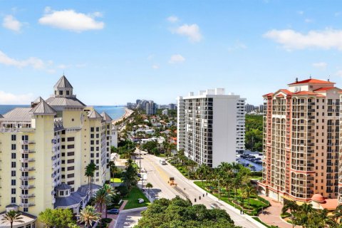 Condo in Fort Lauderdale, Florida, 4 bedrooms  № 2146855 - photo 13