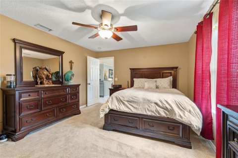 House in Palm Coast, Florida 3 bedrooms, 120.77 sq.m. № 2222351 - photo 15