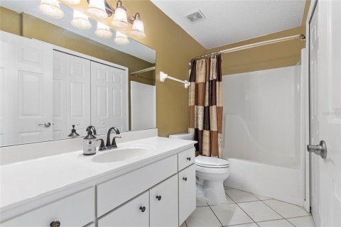 House in Palm Coast, Florida 3 bedrooms, 120.77 sq.m. № 2222351 - photo 23