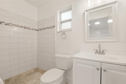 Villa ou maison à vendre à Orlando, Floride: 3 chambres, 111.85 m2 № 2358435 - photo 22