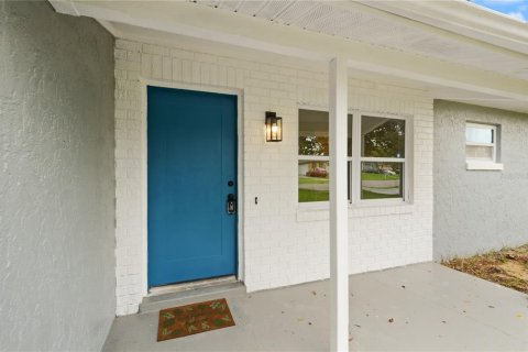 Villa ou maison à vendre à Orlando, Floride: 3 chambres, 111.85 m2 № 2358435 - photo 4