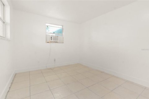 Villa ou maison à vendre à Orlando, Floride: 3 chambres, 111.85 m2 № 2358435 - photo 14