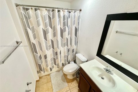 Купить кондоминиум в Дорал, Флорида 3 спальни, 112.13м2, № 1850808 - фото 23