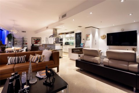 Condominio en venta en Miami, Florida, 2 dormitorios, 173.73 m2 № 1844189 - foto 24