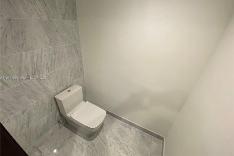 Copropriété à vendre à Miami, Floride: 1 chambre, 77.95 m2 № 1979219 - photo 4