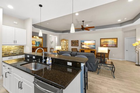 Casa en venta en Sarasota, Florida, 3 dormitorios, 173.73 m2 № 1885935 - foto 17