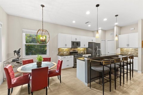 Casa en venta en Sarasota, Florida, 3 dormitorios, 173.73 m2 № 1885935 - foto 13