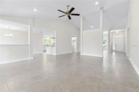 House in Palm Coast, Florida 4 bedrooms, 278.89 sq.m. № 2394119 - photo 8