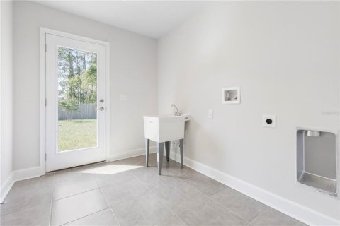House in Palm Coast, Florida 4 bedrooms, 278.89 sq.m. № 2394119 - photo 17