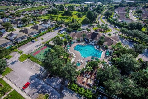 Condominio en venta en Kissimmee, Florida, 2 dormitorios, 94.95 m2 № 2109419 - foto 12