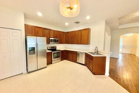 Villa ou maison à louer à Oviedo, Floride: 3 chambres, 143.91 m2 № 2408785 - photo 9