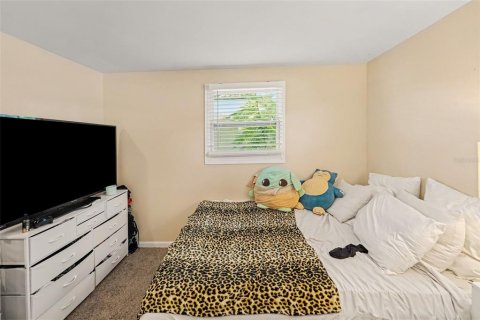 House in Largo, Florida 3 bedrooms, 75.34 sq.m. № 2398260 - photo 7