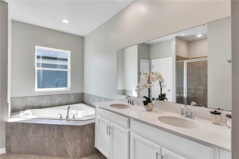 Casa en venta en Clermont, Florida, 5 dormitorios, 228.08 m2 № 2198233 - foto 13